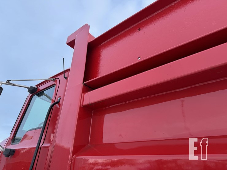 2004-mack-granite-cv713-image-22