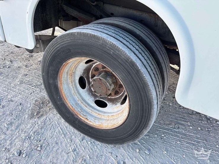 2010-ford-f-550-4x4-venturo-ht40kx-3-ton-crane-mechanics-truck-image-53