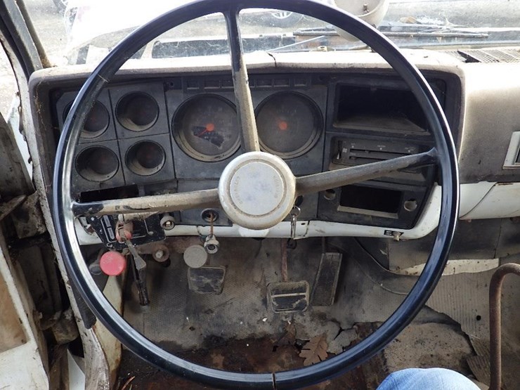 chevrolet-70-image-19