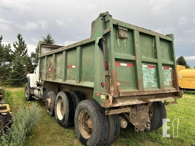 1997-ford-lt8000-image-8