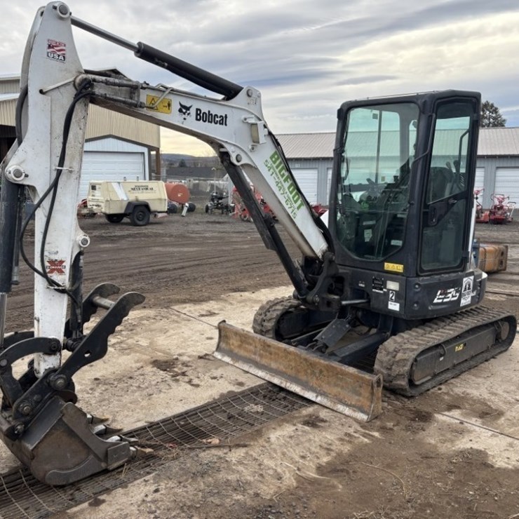 2019 BOBCAT E35