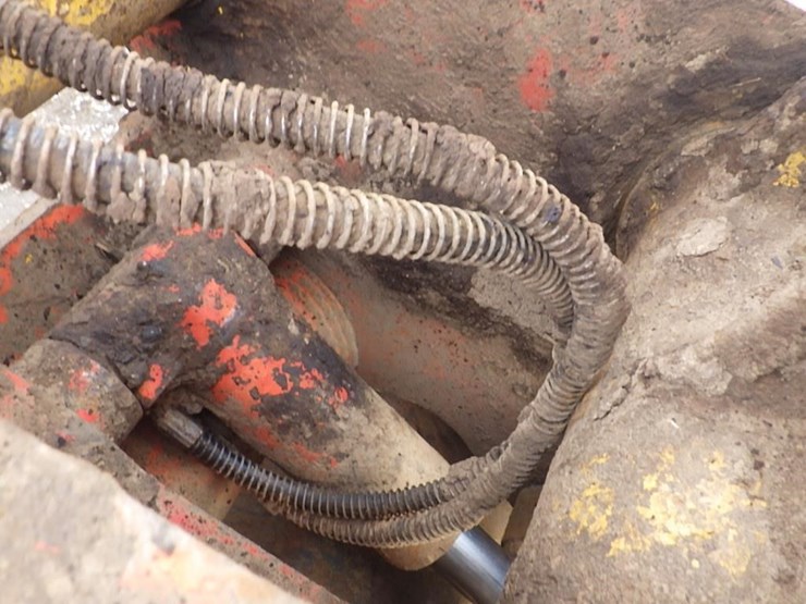 komatsu-pc228us-lc-3-image-9