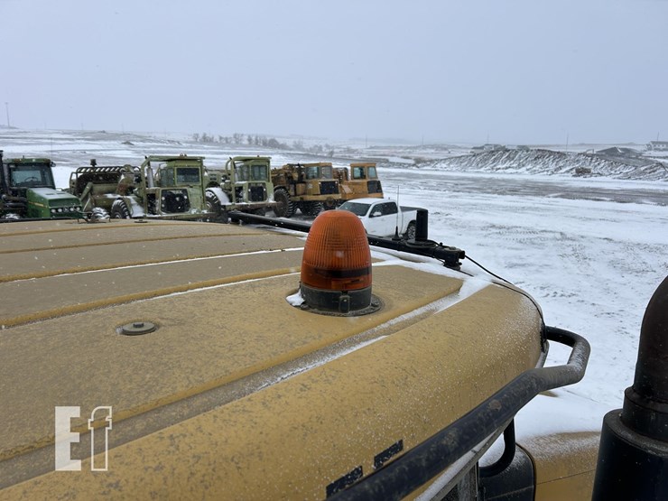 2004-challenger-mt855-image-65