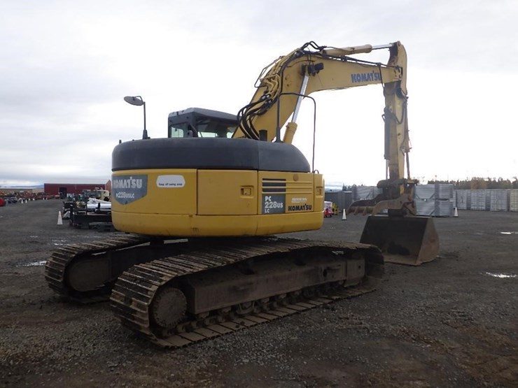 komatsu-pc228us-lc-3-image-4