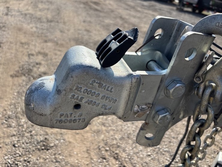 2023-jlg-t350-image-10