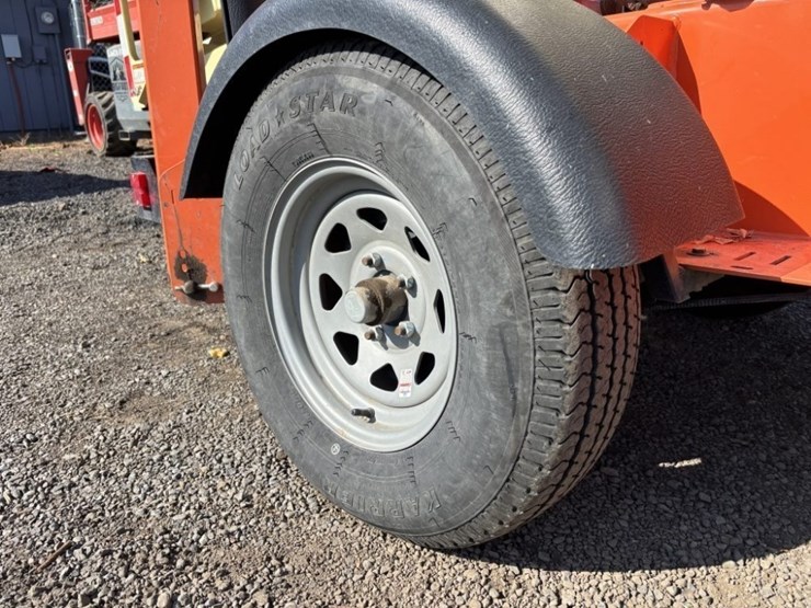 2023-jlg-t350-image-14