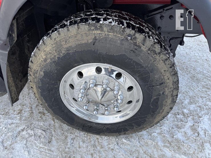 2004-mack-granite-cv713-image-57