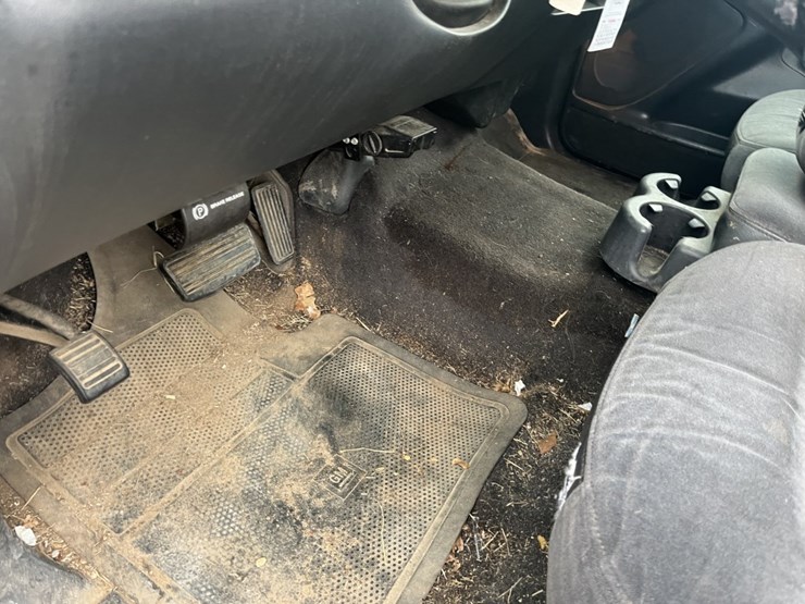 2002-chevrolet-2500-image-12