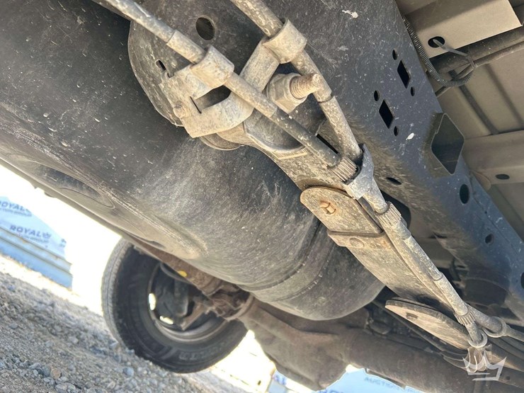 2016-ford-f-150-ext.-cab-pickup-truck-image-19