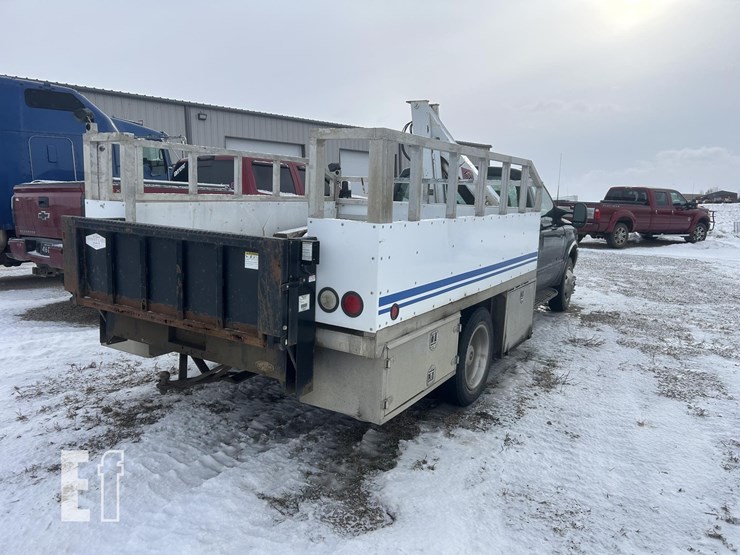 2002-ford-f450-image-3