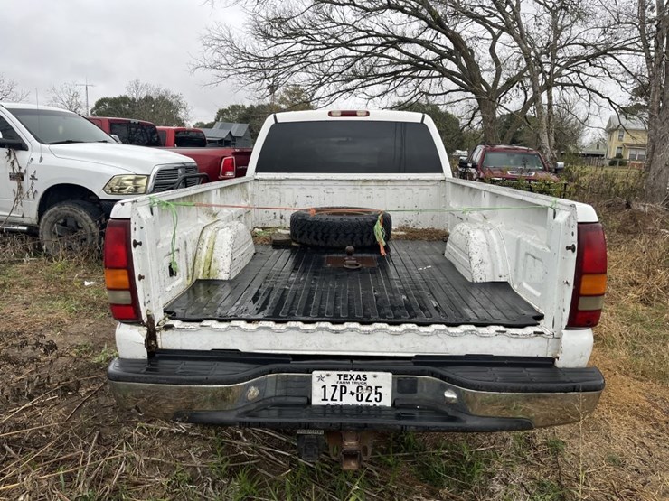 2002-chevrolet-2500-image-5