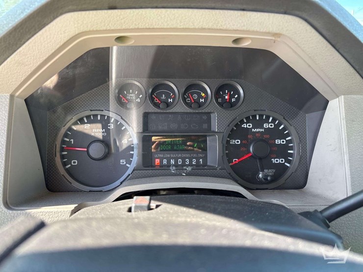 2010-ford-f-550-4x4-venturo-ht40kx-3-ton-crane-mechanics-truck-image-46