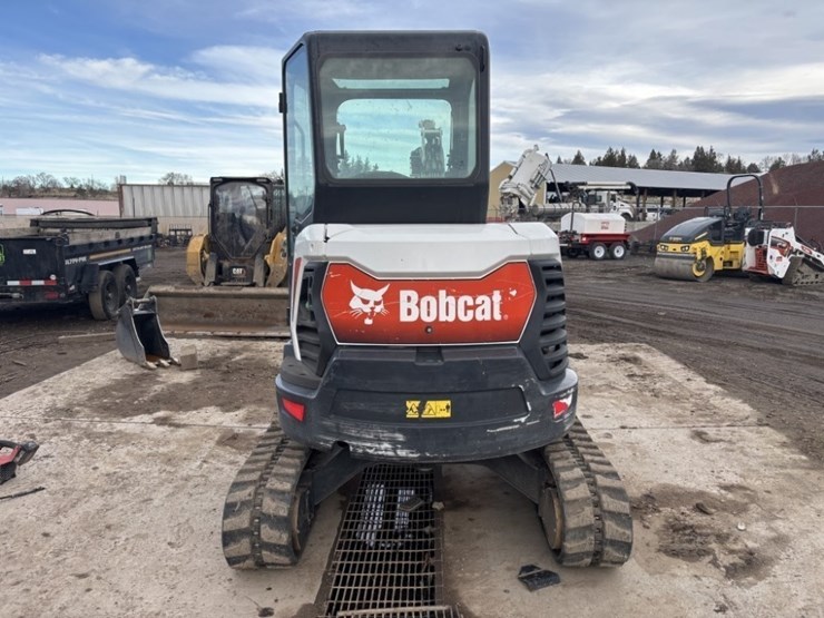 2019-bobcat-e35-image-4
