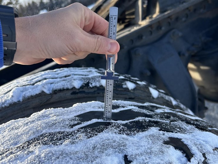 2018-freightliner-cascadia-125-image-27