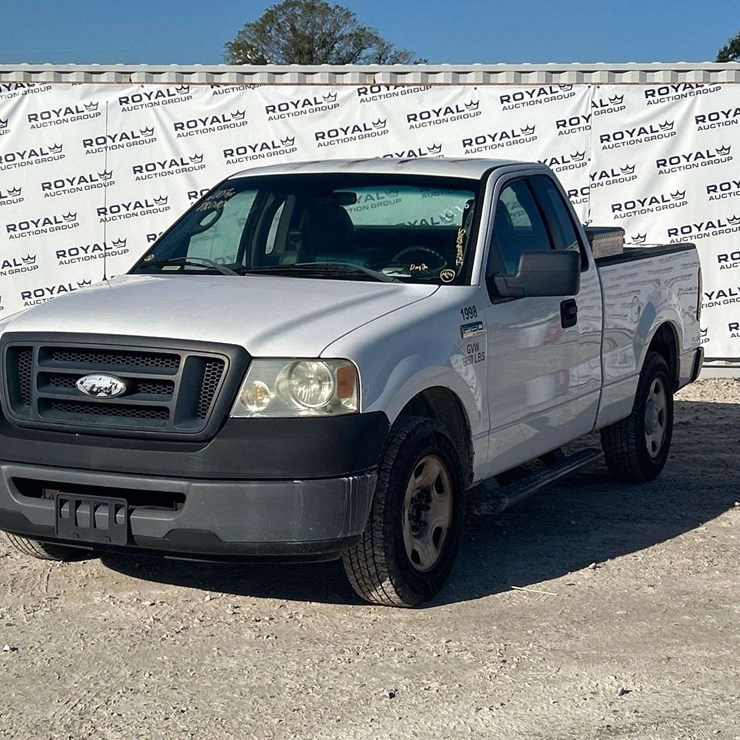 2007 Ford F-150 Ext. Cab Pickup Truck