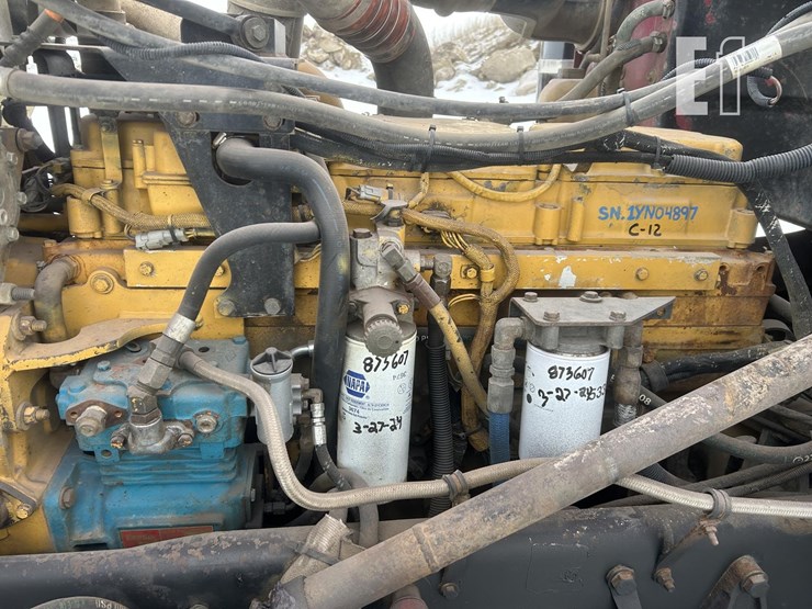 1997-peterbilt-357-image-54