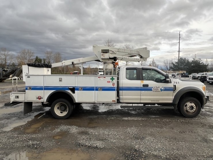 2017-ford-f550-image-3