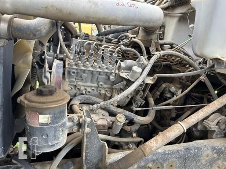 1997-ford-lt8000-image-42