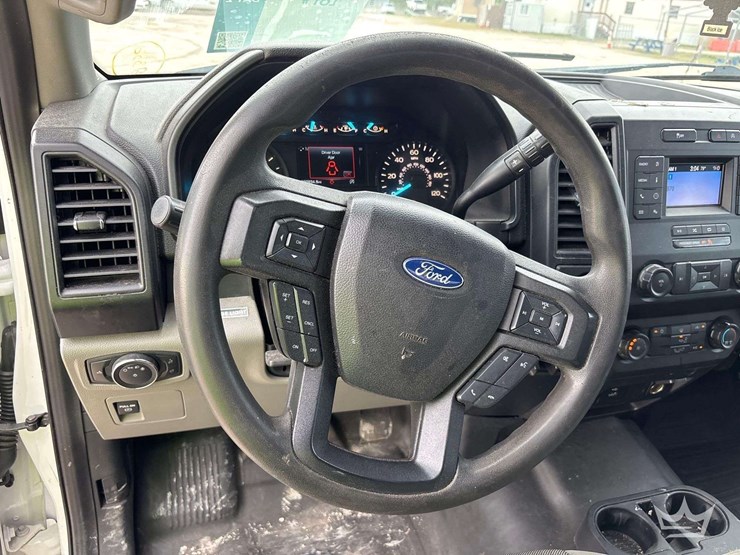 2019-ford-f-150-4x4-ext.-cab-pickup-truck-image-16