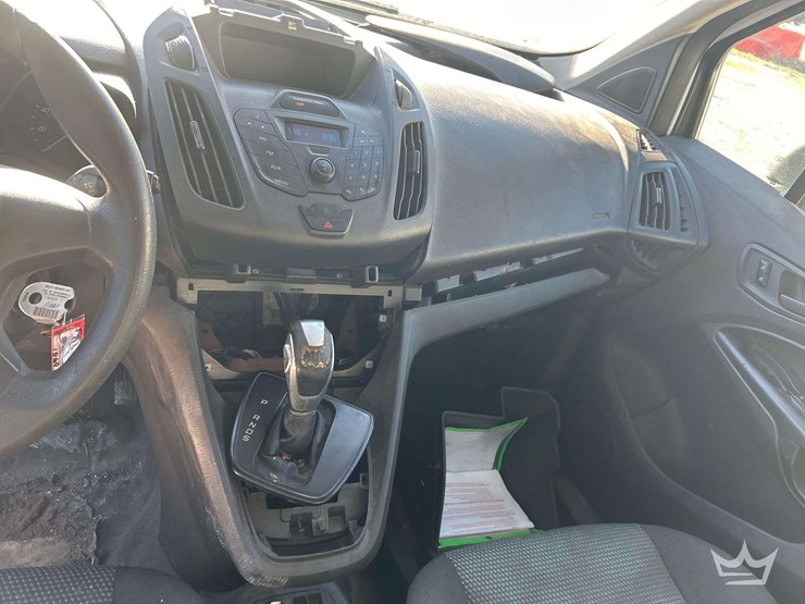 2015-ford-transit-connect-passenger-van-image-15