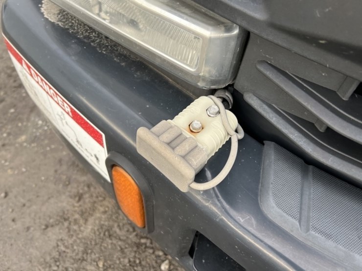 2017-ford-f550-image-12