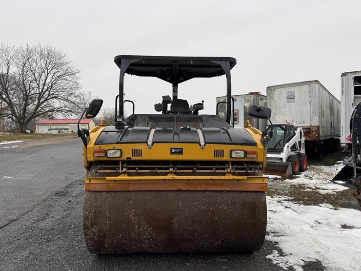 caterpillar-cb66b-image-7