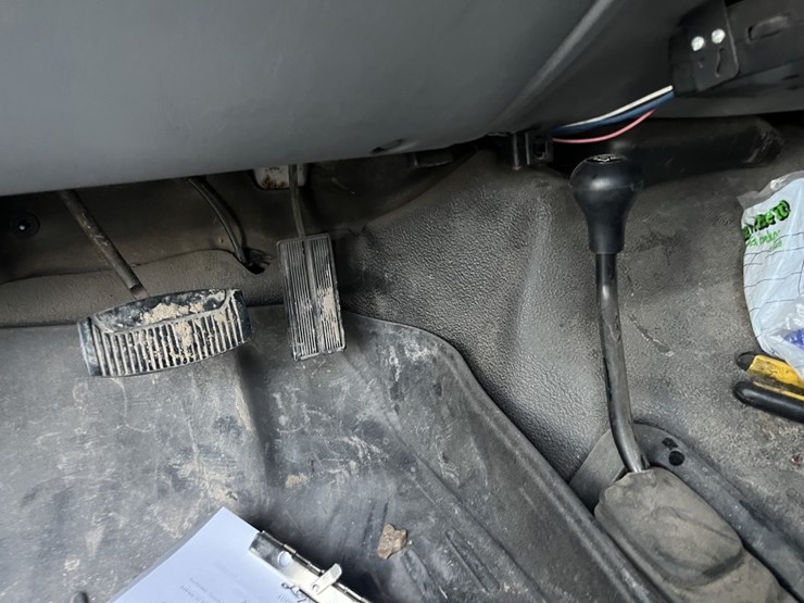 2003-ford-f250-image-13