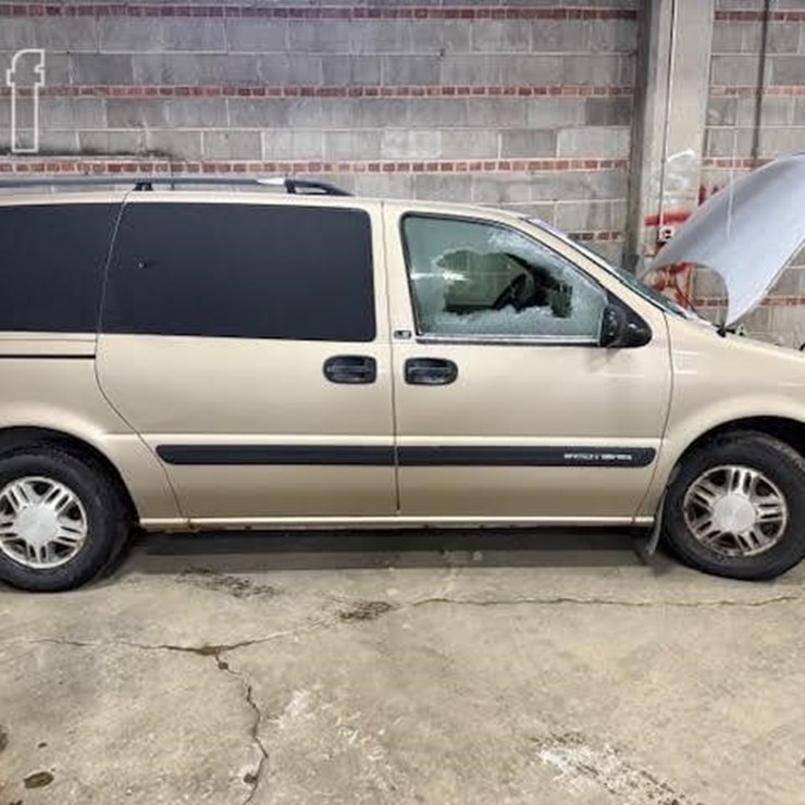 2005 CHEVROLET VENTURE LS