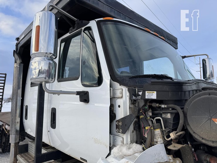 international-durastar-4400-image-66