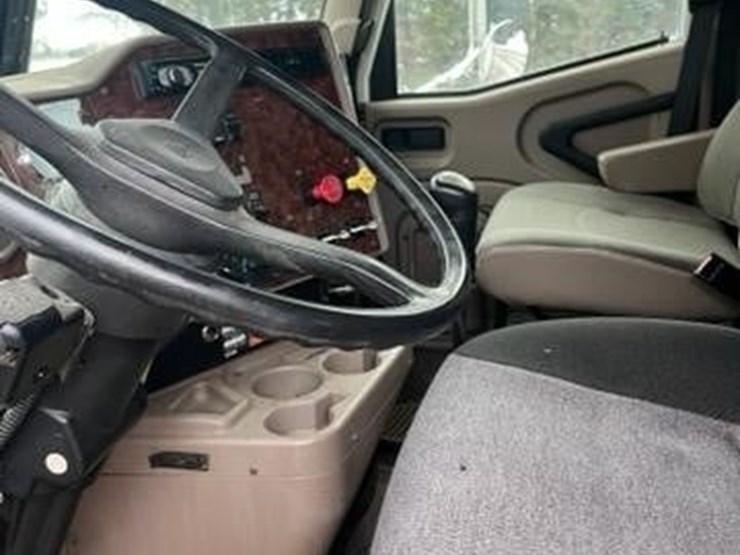 2006-international-9400-image-11