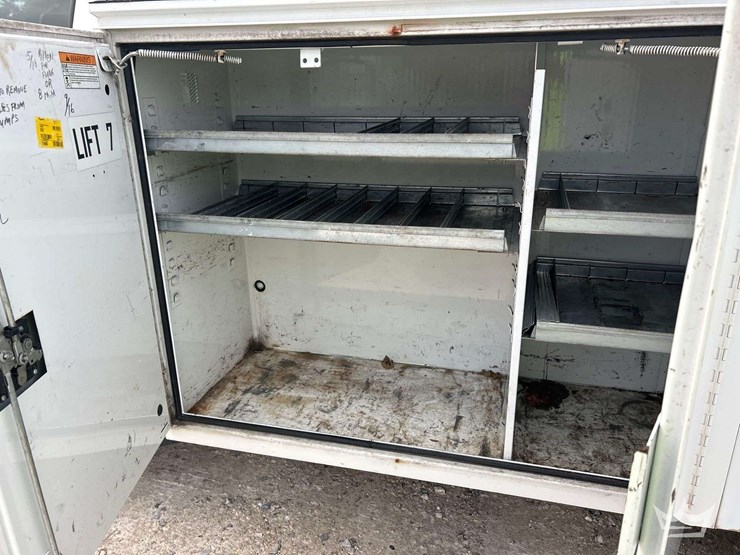 2016-ford-f-550-venturo-ht40kxx-3-ton-crane-mechanics-truck-image-18