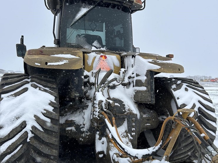 2004-challenger-mt855-image-35