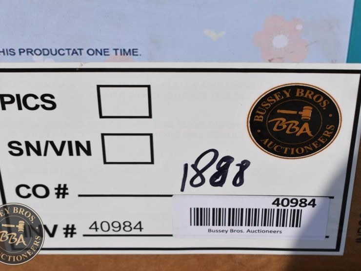 future-inflatable-bounce-house-image-9