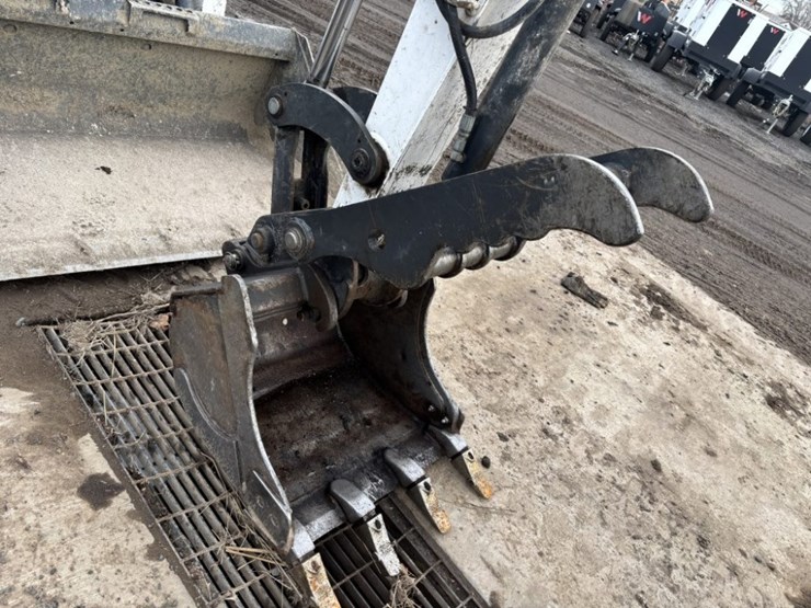 2019-bobcat-e35-image-17