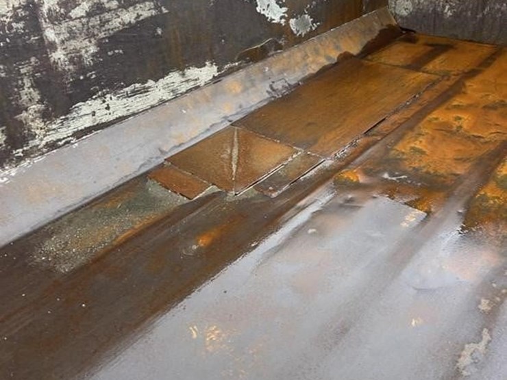 1997-ford-lt8000-image-51