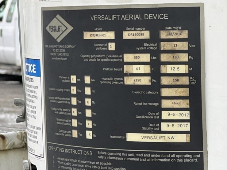 2017-ford-f550-image-24