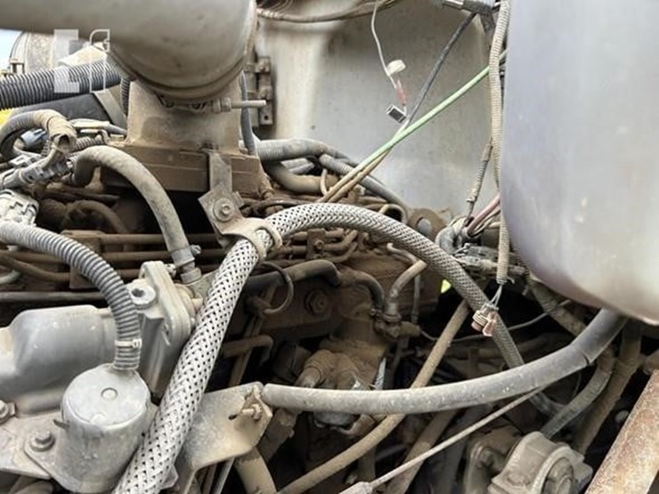 1997-ford-lt8000-image-41