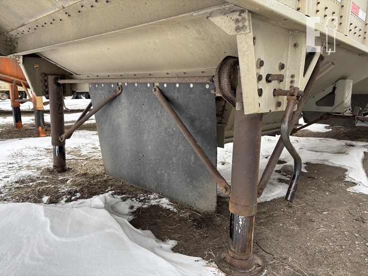 2005-cornhusker-grain-image-23