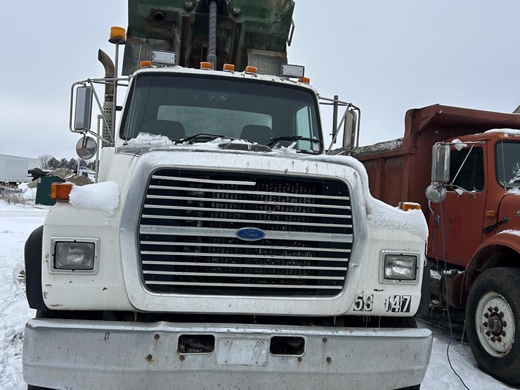 1997-ford-lt8000-image-2