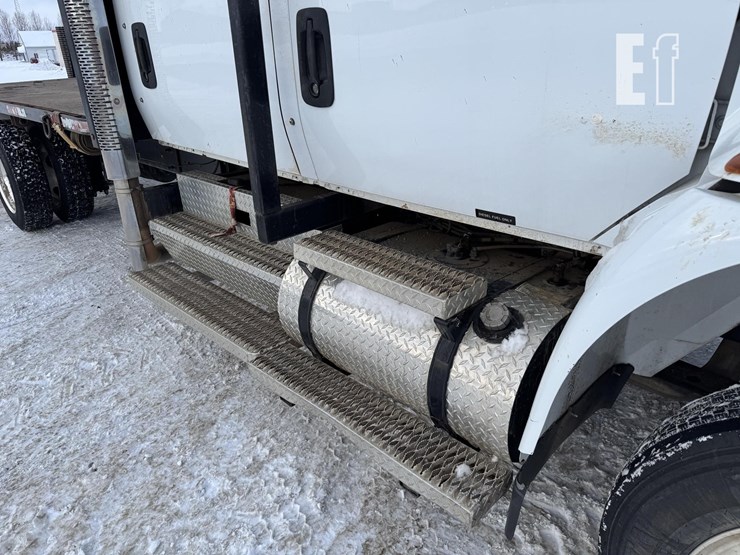 international-durastar-4400-image-30