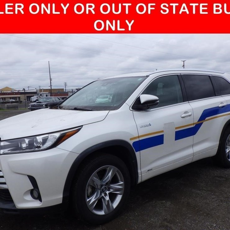 2017 TOYOTA HIGHLANDER