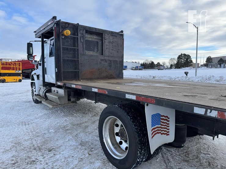 international-durastar-4400-image-8