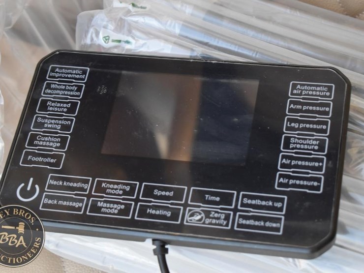 future-massage-chair-image-4