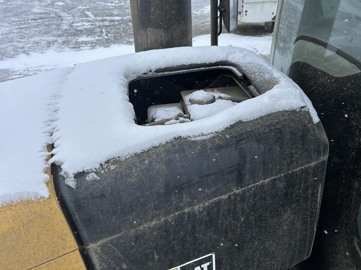 2004-challenger-mt855-image-42