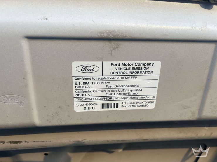 2013-ford-e-150-passenger-van-image-11