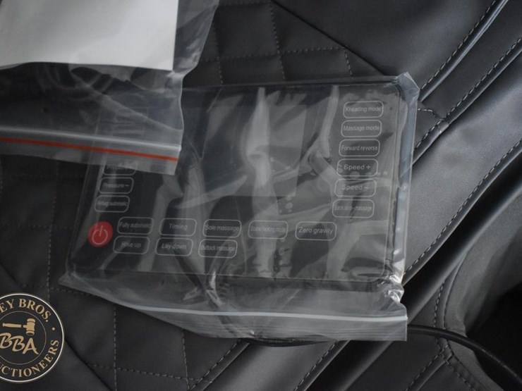 irmc-massage-chair-image-5