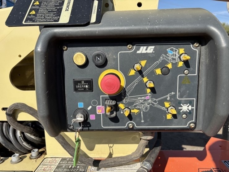 2023-jlg-t350-image-15