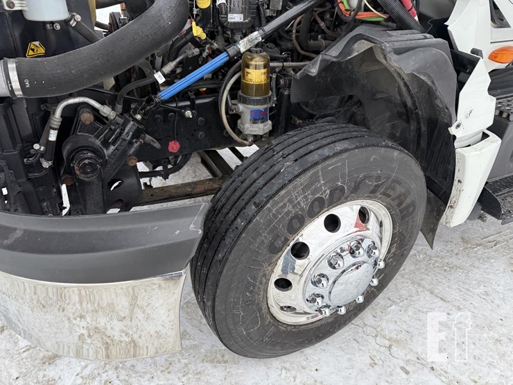 2019-international-lt-image-83