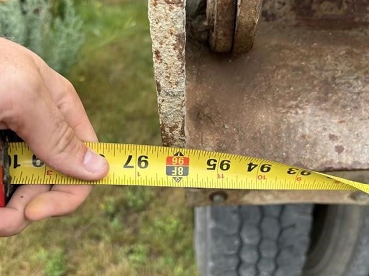 1997-ford-lt8000-image-24