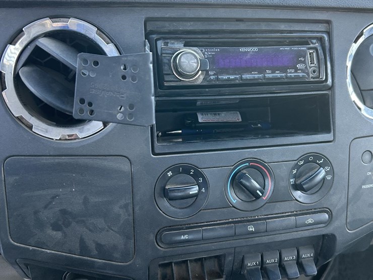 ford-f350-xlt-image-20